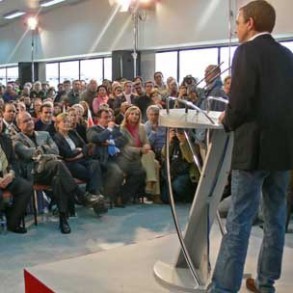 Zapatero dice que en 2008 los españoles "dirán con voz alta y clara" que quier Zapatero dice que en 2008 los españoles "dirán con voz alta y clara" que quieren "progreso, futuro y convivencia"