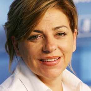 Elena Valenciano: "Confiamos en la rápida normalización de las relaciones con Elena Valenciano: "Confiamos en la rápida normalización de las relaciones con Marruecos"
