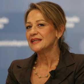El PSOE considera de un cinismo exagerado que Rajoy prometa medidas que ya e El PSOE considera de un cinismo exagerado que Rajoy prometa medidas que ya existen