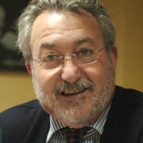 Bernat Soria anuncia que el PSOE fijará por ley los tiempos máximos de las lis Bernat Soria anuncia que el PSOE fijará por ley los tiempos máximos de las listas de espera