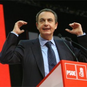 Zapatero destaca la capacidad de diálogo y de acuerdo social de su Gobierno, fr Zapatero destaca la capacidad de diálogo y de acuerdo social de su Gobierno, frente a los "decretazos" de Rajoy y del PP