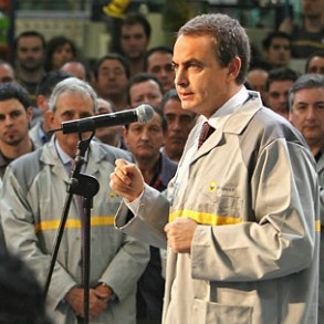Zapatero afirma que la economía española está "fuerte y preparada" y que segu Zapatero afirma que la economía española está "fuerte y preparada" y que seguirá creciendo y creando empleo