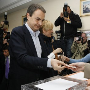 Zapatero: "la democracia es más fuerte si todos los ciudadanos acudimos a votar Zapatero: "la democracia es más fuerte si todos los ciudadanos acudimos a votar"
