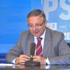 Blanco afirma no tener razones para dudar de que el PP vaya cumplir con la palab Blanco afirma no tener razones para dudar de que el PP vaya cumplir con la palabra dada y abstenerse en la investidura de Zapatero