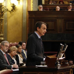 "Pido su confianza para proseguir durante los cuatro próximos años el crecimie "Pido su confianza para proseguir durante los cuatro próximos años el crecimiento y la prosperidad de España"