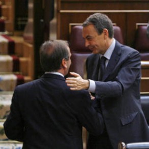 Alonso apela a la unidad contra ETA y ofrece el diálogo permanente en otros tem Alonso apela a la unidad contra ETA y ofrece el diálogo permanente en otros temas