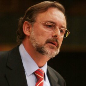 El PSOE quiere un pacto de Estado pero sin vincularse con cifras concretas El PSOE quiere un pacto de Estado pero sin vincularse con cifras concretas