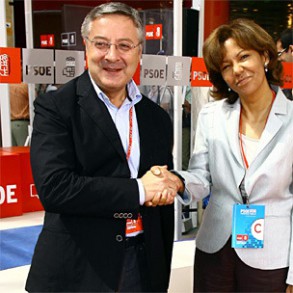 Blanco dice que la incorporación de Bernarda Jiménez a la Ejecutiva simboliza Blanco dice que la incorporación de Bernarda Jiménez a la Ejecutiva simboliza el compromiso del PSOE por la integración