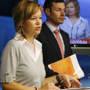 El PSOE pone en marcha un grupo de trabajo que impulsará iniciativas y seguirá El PSOE pone en marcha un grupo de trabajo que impulsará iniciativas y seguirá la situación en ambos entes públicos