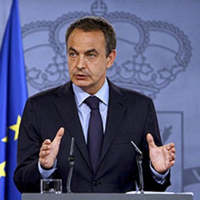 Zapatero anuncia un acuerdo con Rajoy para renovar el TC y el CGPJ Zapatero anuncia un acuerdo con Rajoy para renovar el TC y el CGPJ