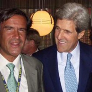 "Barack Obama encarna el deseo de cambio de la sociedad norteamericana" "Barack Obama encarna el deseo de cambio de la sociedad norteamericana"