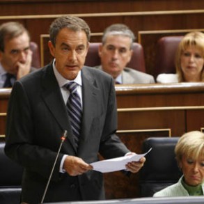 Zapatero muestra su "disconformidad más profunda" por la sanción de 1.500 euro Zapatero muestra su "disconformidad más profunda" por la sanción de 1.500 euros al juez Tirado