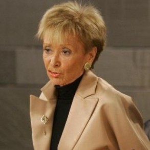 De la Vega acusa al PP de "pugilismo de salón" por pedir que "ataje y no saque De la Vega acusa al PP de "pugilismo de salón" por pedir que "ataje y no saque tajada" de la crisis