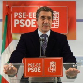 Patxi López: "Al PNV no le vendría mal pasar a la oposición para repensarse" Patxi López: "Al PNV no le vendría mal pasar a la oposición para repensarse"