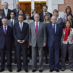 El Rey recibe a la Comisión Ejecutiva Federal del PSOE El Rey recibe a la Comisión Ejecutiva Federal del PSOE