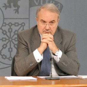 El Gobierno traspone la directiva de servicios para suprimir cargas administrati El Gobierno traspone la directiva de servicios para suprimir cargas administrativas a las empresas