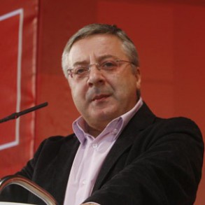 Blanco critica que Rajoy sea el "único" dirigente europeo que no felicita a Zap Blanco critica que Rajoy sea el "único" dirigente europeo que no felicita a Zapatero por ir a la cumbre