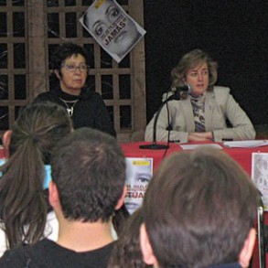 Soledad Cabezón pide el compromiso de los jóvenes para acabar con la violencia Soledad Cabezón pide el compromiso de los jóvenes para acabar con la violencia hacia las mujeres
