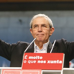 Emilio Pérez Touriño proclamado candidato a la Presidencia de la Xunta Emilio Pérez Touriño proclamado candidato a la Presidencia de la Xunta