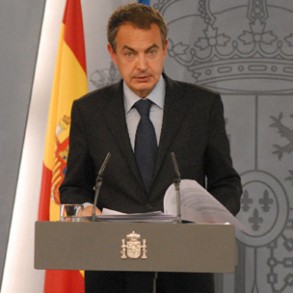 Zapatero quiere que Dívar explique a la ciudadanía la decisión sobre el juez Zapatero quiere que Dívar explique a la ciudadanía la decisión sobre el juez del caso Mariluz