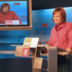 El PSOE acusa al PP de "falta de alternativas" y de volver al camino de la "radi El PSOE acusa al PP de "falta de alternativas" y de volver al camino de la "radicalidad y la confrontación"