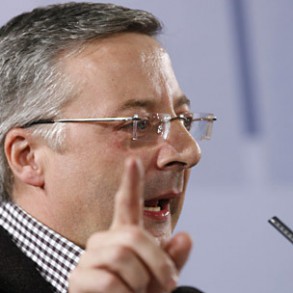 Blanco: "La máxima preocupación del Gobierno es salvar puestos de trabajo Blanco: "La máxima preocupación del Gobierno es salvar puestos de trabajo