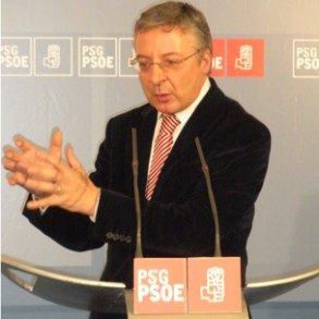 Blanco: Rajoy sí tiene que mirar el ombligo de su partido y desterrar estas p Blanco: Rajoy sí tiene que mirar el ombligo de su partido y desterrar estas practicas perversas