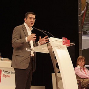 Patxi López defiende modernizar el sistema educativo vasco para adaptarlo a l Patxi López defiende modernizar el sistema educativo vasco para adaptarlo a los desafíos del siglo XXI