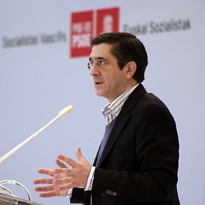 López dice que PNV no "nos sacará de la crisis" y que detrás de los grandes a López dice que PNV no "nos sacará de la crisis" y que detrás de los grandes avances en Euskadi ha estado el PSE