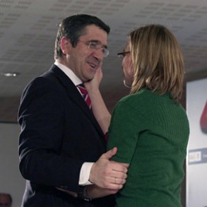 Patxi López anuncia un gobierno paritario dentro de su compromiso con la iguald Patxi López anuncia un gobierno paritario dentro de su compromiso con la igualdad