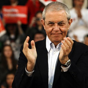 Touriño: Al PP le conviene gobernar en Galicia, pero lo importante es que a G Touriño: Al PP le conviene gobernar en Galicia, pero lo importante es que a Galicia no le conviene el Gobierno del PP