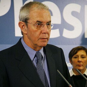 Touriño dice que el PSdeG "toma nota" del resultado para "corregir errores" y " Touriño dice que el PSdeG "toma nota" del resultado para "corregir errores" y "seguir trabajando" por Galicia