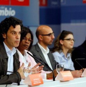 El PSOE celebra la ampliación del cheque-bebé y califica la actitud del PP de El PSOE celebra la ampliación del cheque-bebé y califica la actitud del PP de oportunista e incongruente