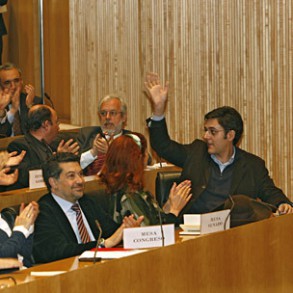 Zapatero propone a Eduardo Madina como nuevo secretario general del Grupo Social Zapatero propone a Eduardo Madina como nuevo secretario general del Grupo Socialista