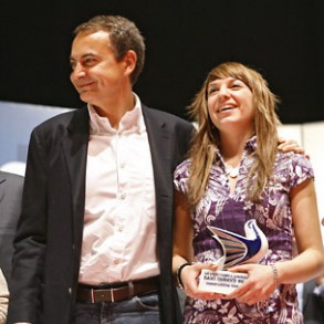 Zapatero anuncia que el Gobierno aprobará avales por 3.000 millones a través d Zapatero anuncia que el Gobierno aprobará avales por 3.000 millones a través del ICO para PYMES, ayuntamientos y autónomos
