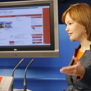 El PSOE pone en marcha la primera Red Social de un partido político en España El PSOE pone en marcha la primera Red Social de un partido político en España