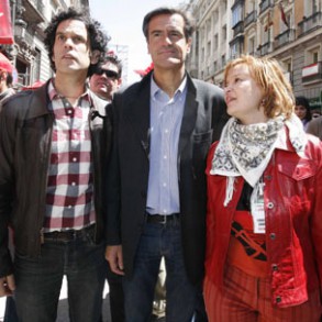Pajín apela a un gran acuerdo económico y social con todas las fuerzas polí Pajín apela a un gran acuerdo económico y social con todas las fuerzas políticas y los agentes sociales para salir de la crisis