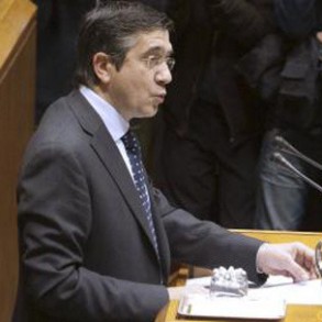 Patxi López, investido lehendakari socialista del Gobierno vasco Patxi López, investido lehendakari socialista del Gobierno vasco