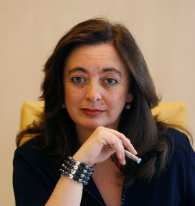 El PSOE denuncia el bloqueo del PP al nombramiento de Leire Pajín como senador El PSOE denuncia el bloqueo del PP al nombramiento de Leire Pajín como senadora