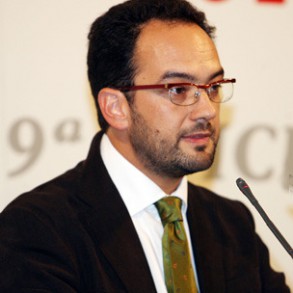 Hernando pregunta a Rajoy si va a colaborar con la Justicia y votar a favor del Hernando pregunta a Rajoy si va a colaborar con la Justicia y votar a favor del Suplicatorio