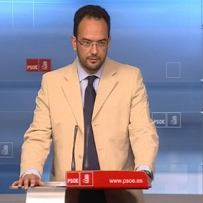 Hernando: A Bárcenas lo ha dimitido el Tribunal Supremo, porque Rajoy ha Hernando: A Bárcenas lo ha dimitido el Tribunal Supremo, porque Rajoy ha sido incapaz de echarle