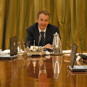 Zapatero inaugura el curso en el que España presidirá la Unión Europea Zapatero inaugura el curso en el que España presidirá la Unión Europea