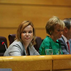 Pajín: Donde algunos dicen improvisación nosotros decimos reacción; donde a Pajín: Donde algunos dicen improvisación nosotros decimos reacción; donde algunos dicen oportunismo nosotros decimos responsabilidad con quien más lo necesita