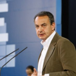 Los laboristas reciben con aplausos a Zapatero y destacan su liderazgo europeist Los laboristas reciben con aplausos a Zapatero y destacan su liderazgo europeista