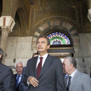 Zapatero apuesta por la paz y destaca la confianza que genera España en Oriente Zapatero apuesta por la paz y destaca la confianza que genera España en Oriente Medio