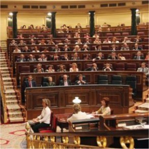 El PSOE alcanza un acuerdo con PNV y CC que da luz verde a los Presupuestos El PSOE alcanza un acuerdo con PNV y CC que da luz verde a los Presupuestos