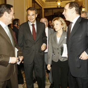 Zapatero subraya que los PGE 2010 son "los que convienen a España, a la idea de Zapatero subraya que los PGE 2010 son "los que convienen a España, a la idea de austeridad, de solidaridad y de reformas"