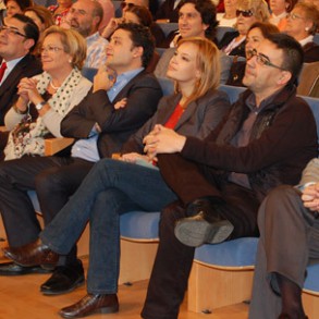 Pajín denuncia que el PP pase de pedir que se hiciera todo lo que fuera a sacar rédito político del secuestro del Alakrana