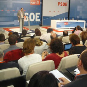 Antonio Hernando destaca que la Ley Economía Sostenible demostrará necesidad c Antonio Hernando destaca que la Ley Economía Sostenible demostrará necesidad cambiar modelo del cemento