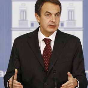 Zapatero asegura que la economía va a volver a crecer "con carácter inminente" Zapatero asegura que la economía va a volver a crecer "con carácter inminente"